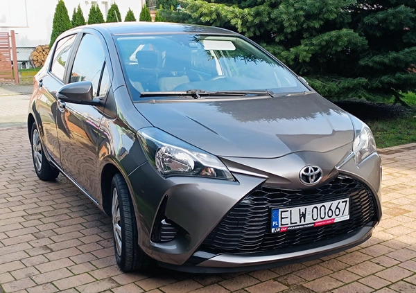 Toyota Yaris cena 45200 przebieg: 112340, rok produkcji 2020 z Szamotuły małe 79